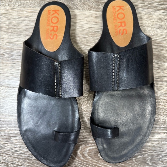KORS Michael Kors Shoes Womens sz10M Black Leather Flat Slip-on Sandals Capsule - Picture 2 of 6